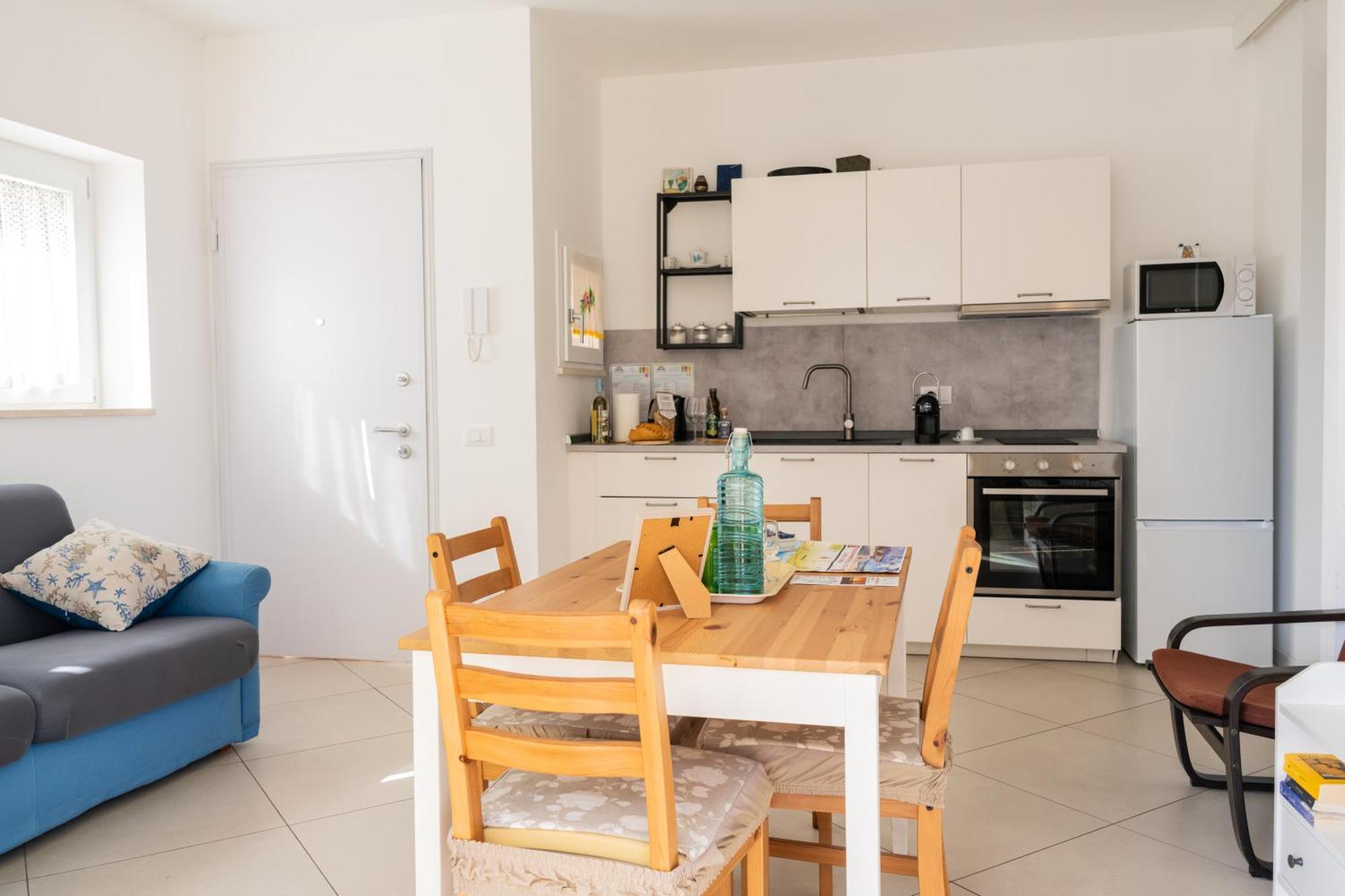 Residenza Del Barone Luxury House - Pula, Sardegna Apartment Екстериор снимка