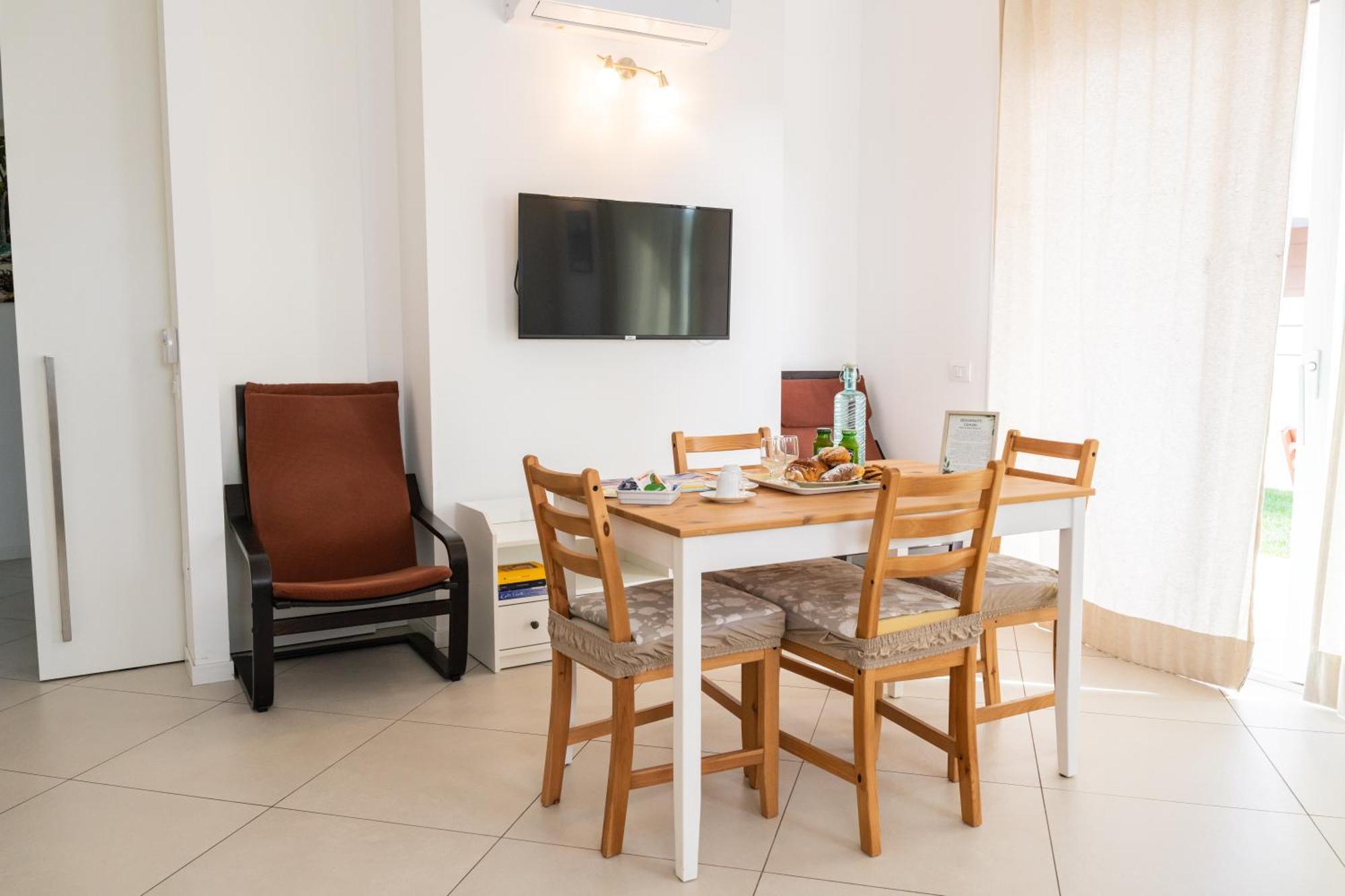 Residenza Del Barone Luxury House - Pula, Sardegna Apartment Екстериор снимка