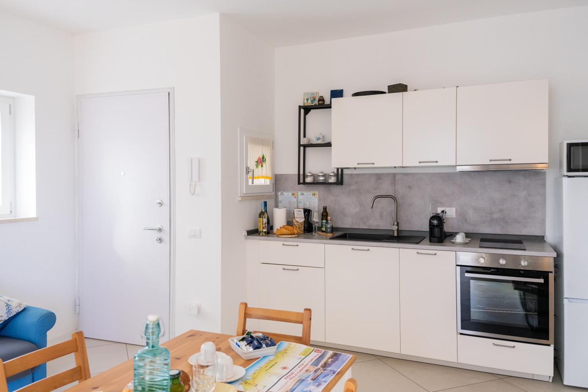 Residenza Del Barone Luxury House - Pula, Sardegna Apartment Екстериор снимка