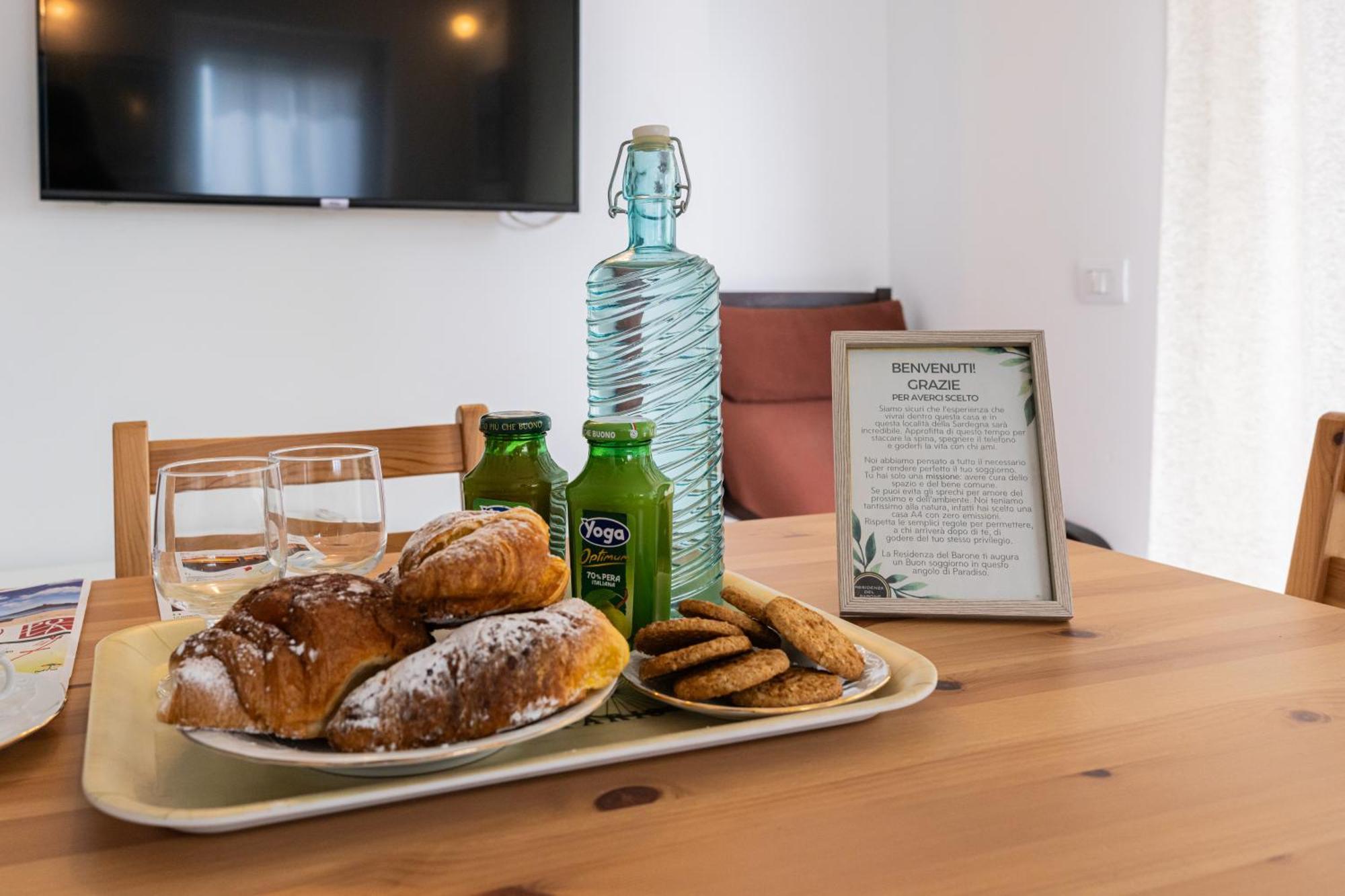 Residenza Del Barone Luxury House - Pula, Sardegna Apartment Екстериор снимка