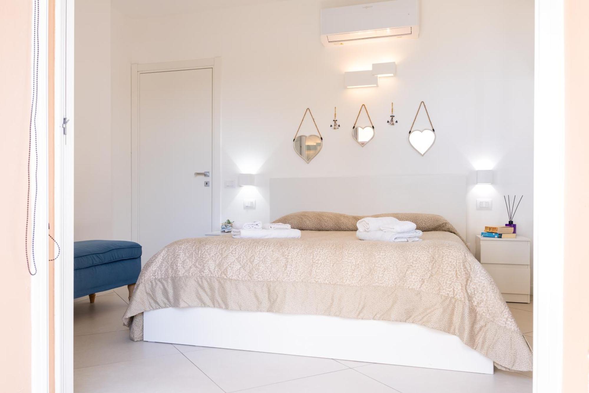 Residenza Del Barone Luxury House - Pula, Sardegna Apartment Екстериор снимка